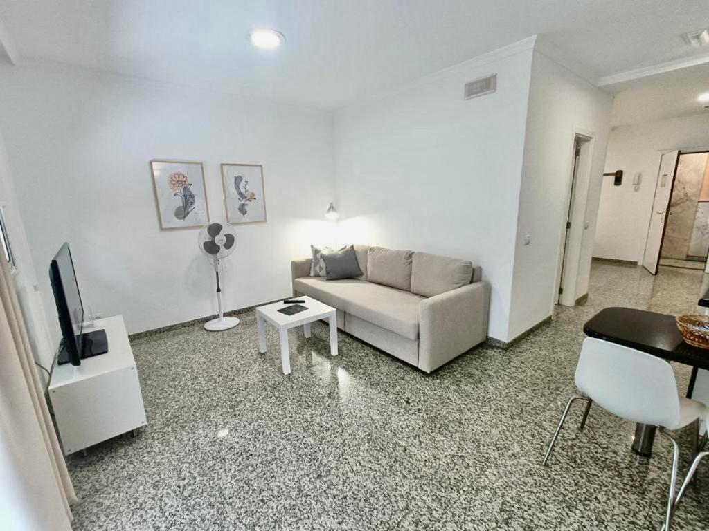Apartamentos Sol Mar Лос Кристианос Экстерьер фото
